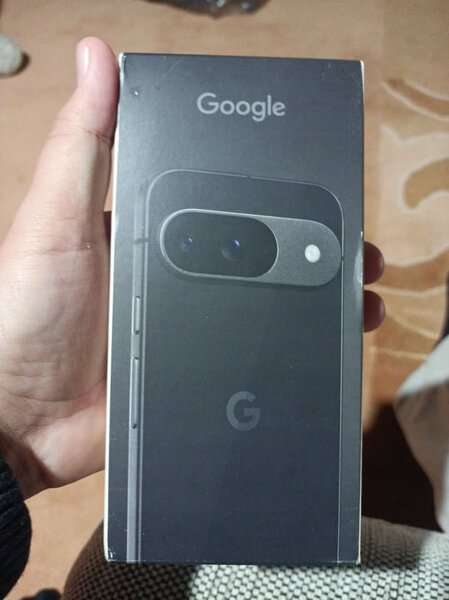 Google Pixel 9 Full Box